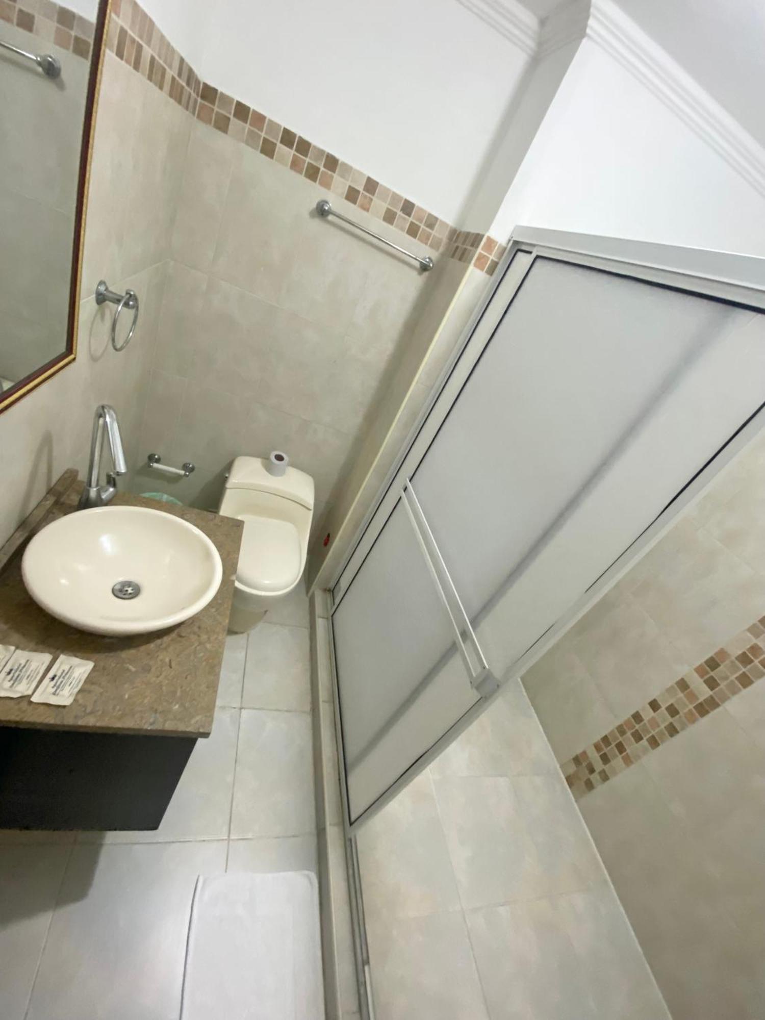 Hotel Estefania Princess 84 Barranquilla  Luaran gambar